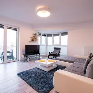  Apartment Luxury Westpark 2 Presidentialsuite With View W4 Romania